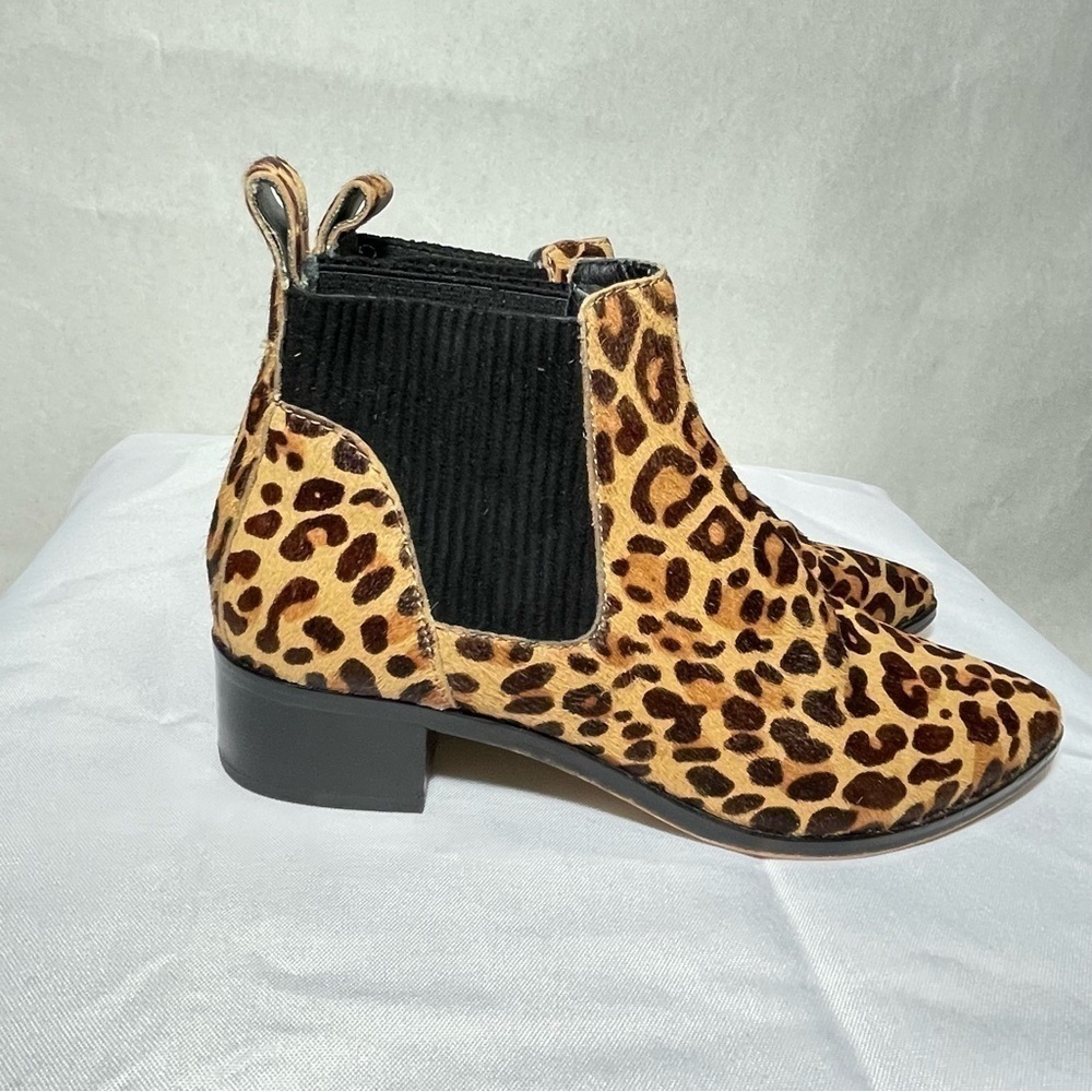 Dolce Vita Leopard print calf hair Chelsea boots 6.5
